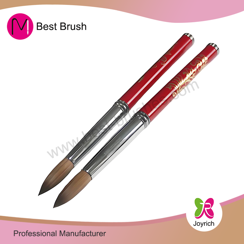 Mükemmel Tırnaklar İçin Neden Doğru Akrilik Tırnak Fırçasını Seçmelisiniz?